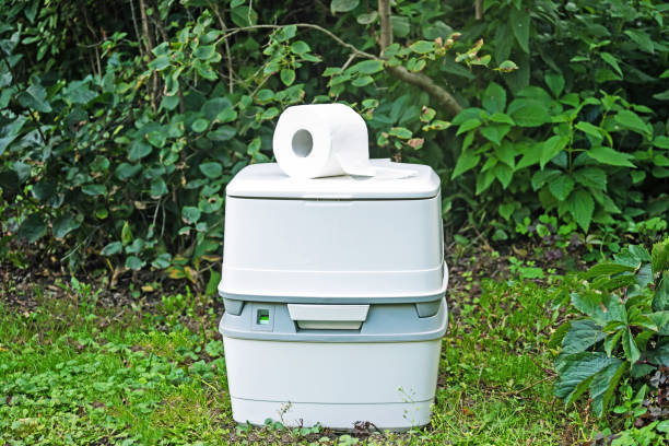 Best Porta potty rental near me  in Elk River, MN